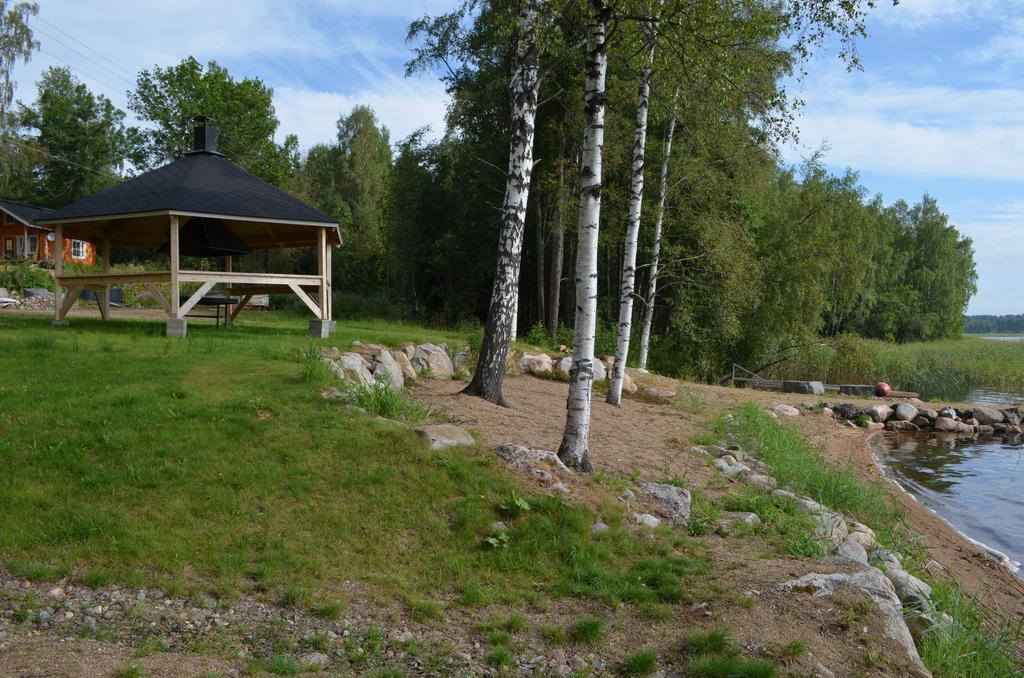 Lakehouse Saimaa B&B Taipalsaari Buitenkant foto